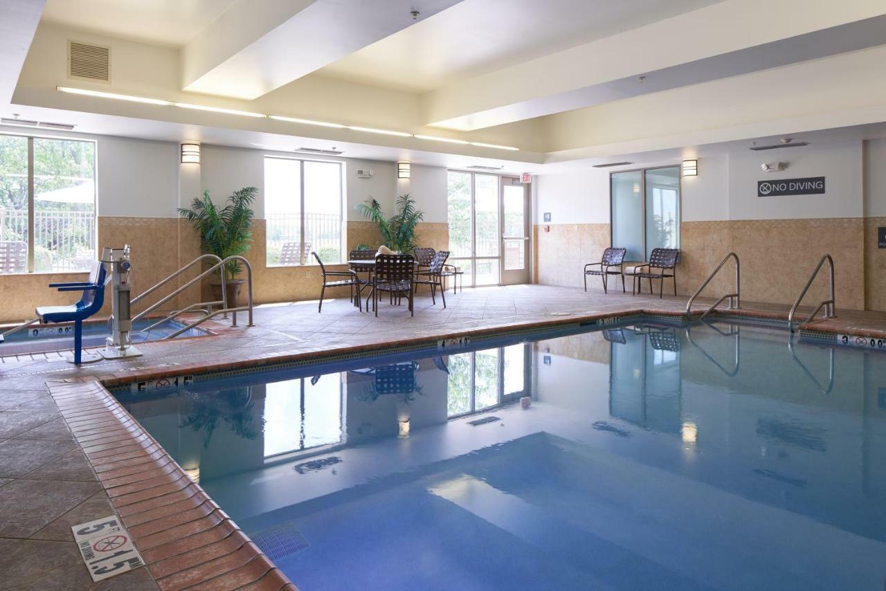 Hilton Garden Inn Евансвіл Екстер'єр фото